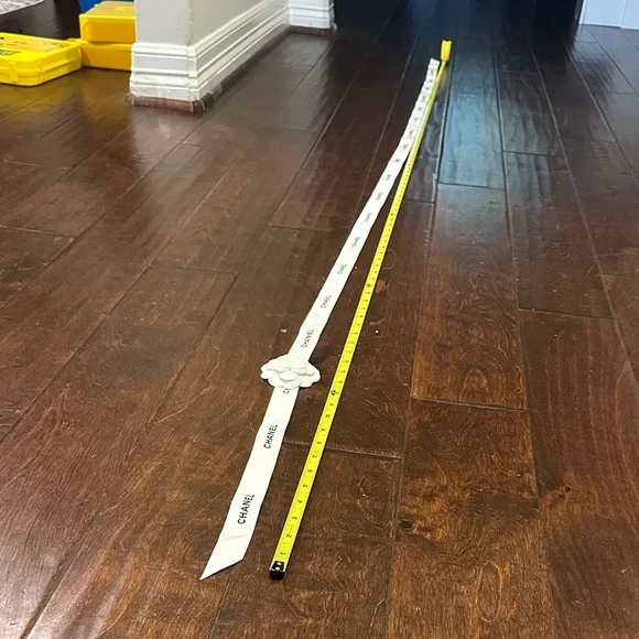 Chanel Ribbon with White Camellia Flower - Picture 3 of 4